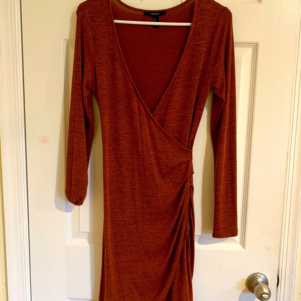 Long sleeves dress